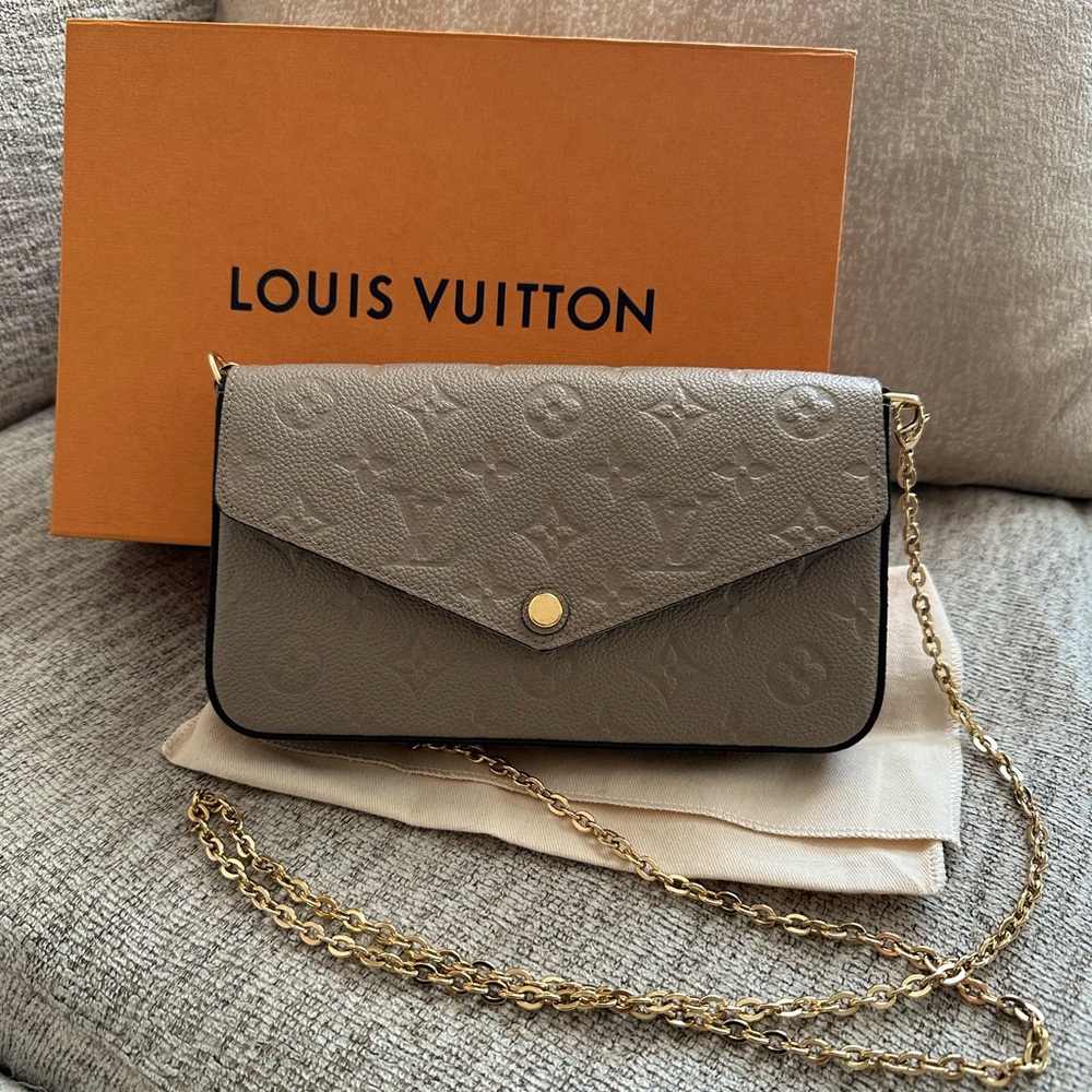 Louis Vuitton Félicie Pochette bag - Monogram | Beige.